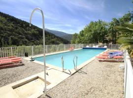 Chambre une fenêtre sur le Ventoux la Clue, hôtel à Plaisians