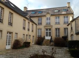 Au cœur du centre historique: Bayeux şehrinde bir otel