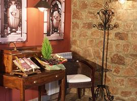 Hostal Los Canteros, hotel v destinaci Golmayo