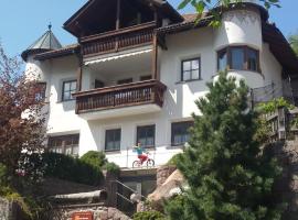 Apartment Manuel, hotell i Ortisei