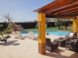Holiday Home L'Aldea by Interhome, hotel with parking in L'Aldea