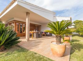 Margarita Pins, cottage in Playa de Muro