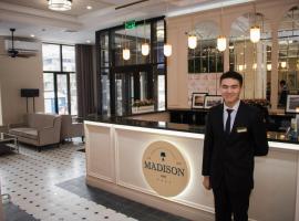 Madison Ave Hotel Bishkek, hotel in Bishkek