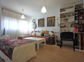 Bonito apart. con PARKING Y PISCINA