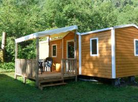 Camping Chantecler, hotel in Luchon