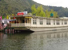 Shiraz Deluxe Houseboat, vandrarhem i Srinagar