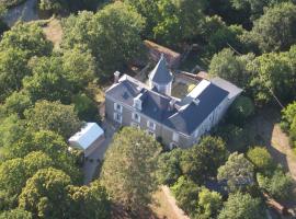 Logis La Folie, hotel v destinácii Mareuil-sur-Lay