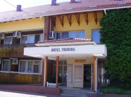 Touring Hotel Cserkeszőlő, hotel di Cserkeszőlő