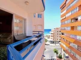 3- bedroom apartment in the centre of Calpe with nice living room, 1 bathroom.
