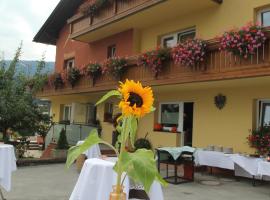 Café-Pension Margret, hotel i Zirl