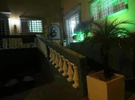 La Villa Hotel