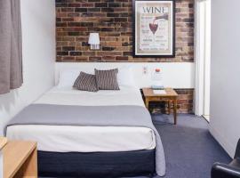 Hornsby Inn, hotel with parking in Hornsby