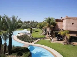 Villa GRACE close to Golfs with two private pools, SPA and Jacuzzi