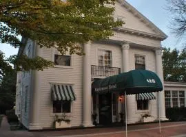 Maplewood Hotel