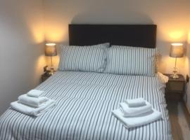 Dark Hedges Cottage, hotel with parking in Ballycastle