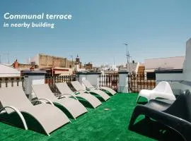 Hostly Acetres 1B-2B Center-Fibre-Conmunal terrace-Parking Optional