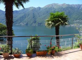 Casa Roccia, hotel con estacionamiento en Pino Lago Maggiore