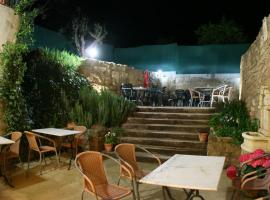 Hostal La Fuente, hotel v destinaci Buera