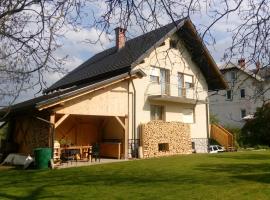 Green Garden Apartment