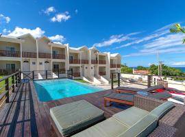 Family Complex beside Beach w/Pool Montego Bay #1, golfhotel Montego Bayben