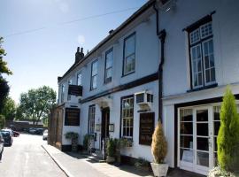 Warren Lodge, hotel with parking in Shepperton