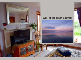 Room by the Beach, beach rental in Aird Tong