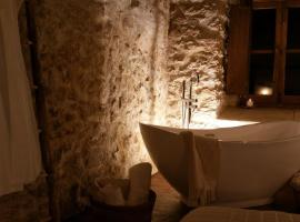 Charme in Perillis, pet-friendly hotel in Popoli