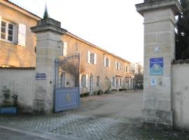 Le Logis d'ANTIGNY, hôtel à Val-du-Mignon