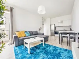 Mila Baltica, Sun & Snow