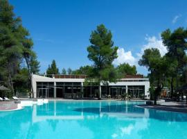 Club Agia Anna Summer Resort, κάμπινγκ πολυτελείας στην Αγία Άννα