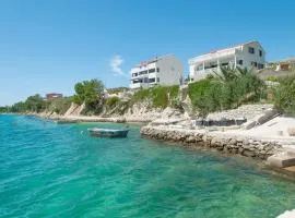 Apartments Beachfront Ante