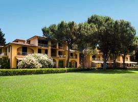 Residence Golfo Della Lacona、ラコナのホテル