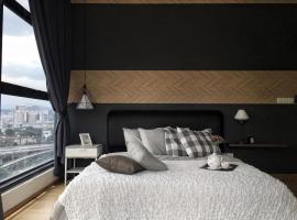 Pinnacle Tower Apartment Stay by Feel Suites, bed and breakfast en Johor Bahru