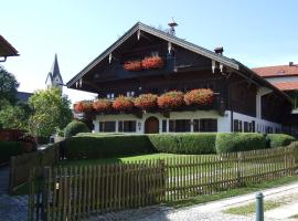 Gästehaus Banik, homestay in Seebruck