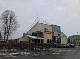Oksana Hotel, Hotel in Tyachiv