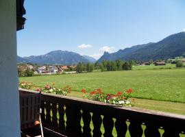 Gästehaus-Bauernhof Buchwieser, hotel a Unterammergau