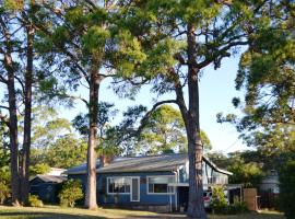 Casa Husky, hotel with jacuzzis in Huskisson