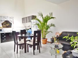 Guesthouse Casa Lapa, hotel in Alajuela City