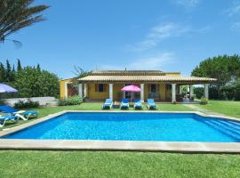Owl Booking Villa Bobis - Family Holidays with Private Pool, family hotel in El Port