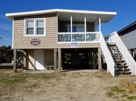 donovan"s Reef, pet-friendly hotel in Oak Island