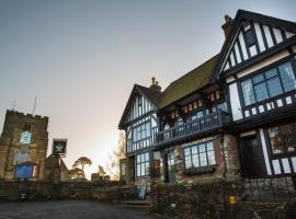 The Star And Eagle Hotel: Goudhurst şehrinde bir otel