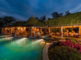 Origins Lodge, hotel v destinaci Bijagua