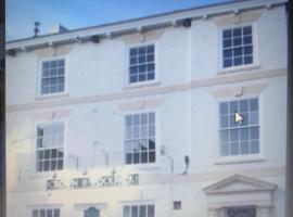 The Crown and Woolpack, hotel v destinaci Long Sutton