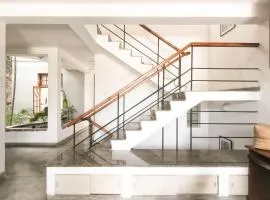 Mount Lodge Boutique Hotel