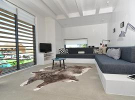 The Strandwood House in Gager, hotel in Gager