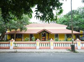 Surya Kiran Heritage Hotel, hotel near Kala Academy Goa, Panaji