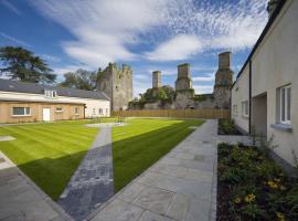 Castlemartyr Holiday Mews 3 bed, hotell i Castlemartyr