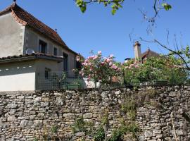 chez Huguette, parkimisega hotell sihtkohas Marcilhac-sur-Célé