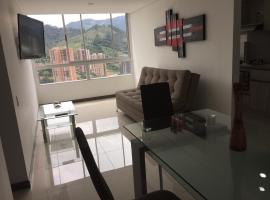 Apartamento relajante , exclusivo, moderno e iluminado ,Sabaneta ,Medellín, kæledyrsvenligt hotel i Sabaneta