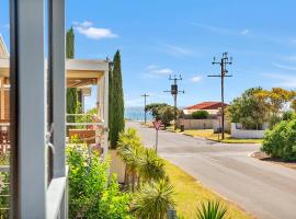 Green Reef Beach House - Aldinga Beach - C21 SouthCoast Holidays, hotel sa Aldinga Beach